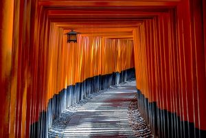 torii 1886975 640 300x201 - ｢づつ｣と｢ずつ｣はどっちが正しい? ｢少しずつ｣と｢少しづつ｣の使い分け